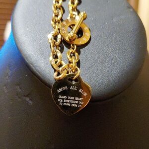 Gold Heart Pendant Bracelet